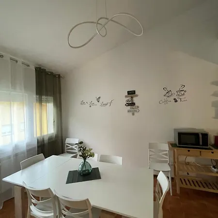 By Foot - House Apartamento
